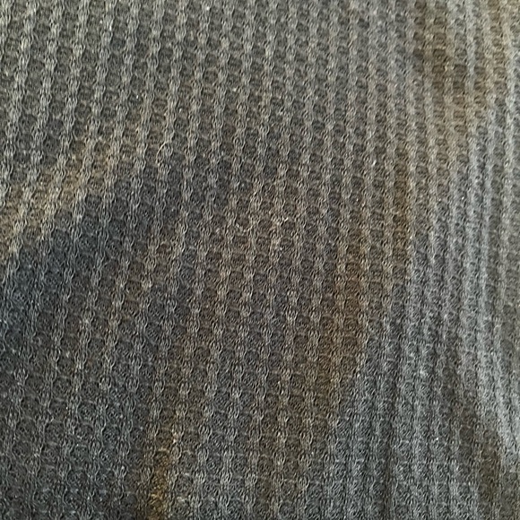 Black Off-Shoulder Ribbed Top - Picture 2 of 3